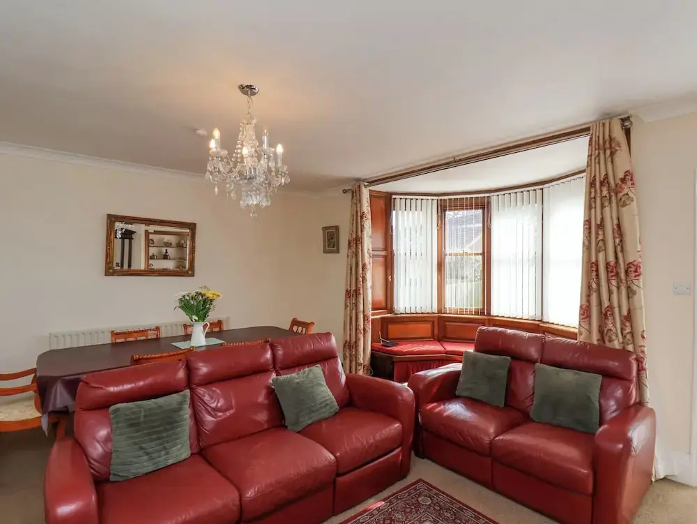 Mayfield Manor