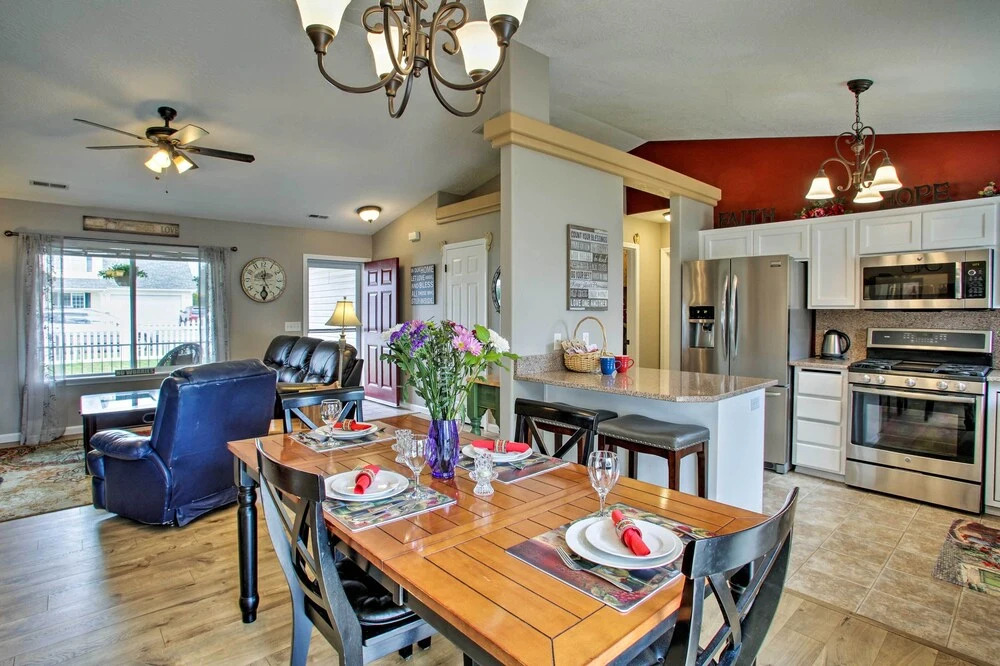 Cozy Getaway w/ Yard & Patio: 4 Mi to Hayden Lake!