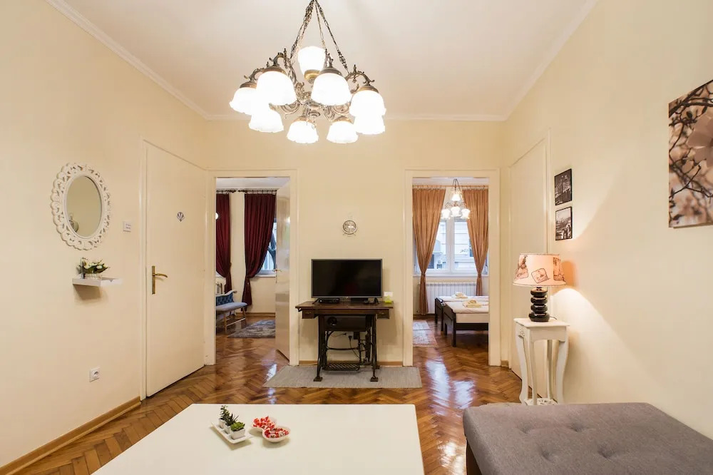 Jasmin Apartment