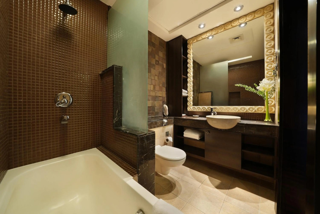 Отель Park Apartments Dubai, an Edge by Rotana