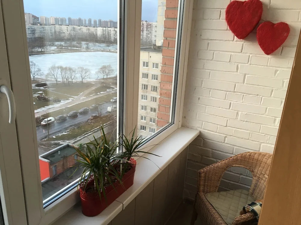 InRoomSPb