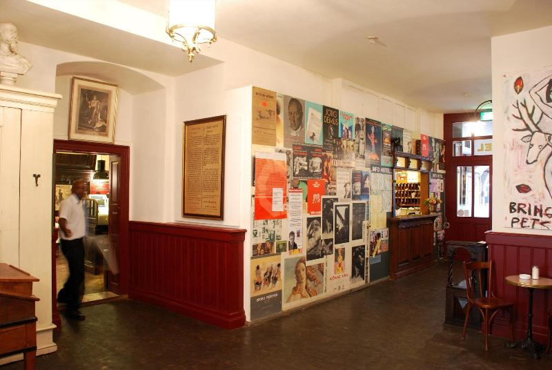 Hotel Orphée - Kleines Haus
