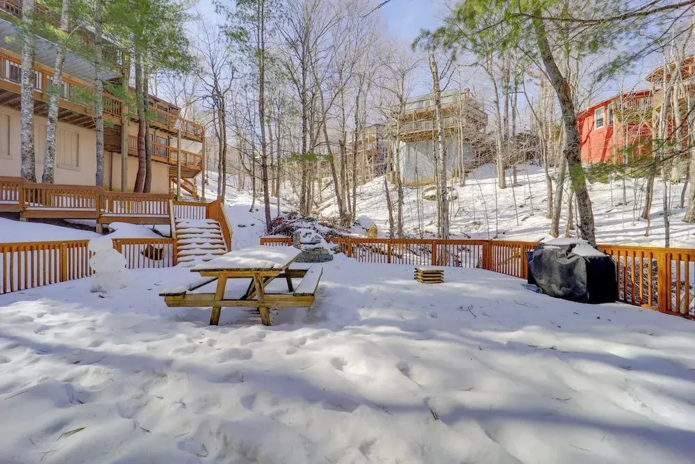 Ski, Hike & More! Couple's Getaway in Beech Mtn
