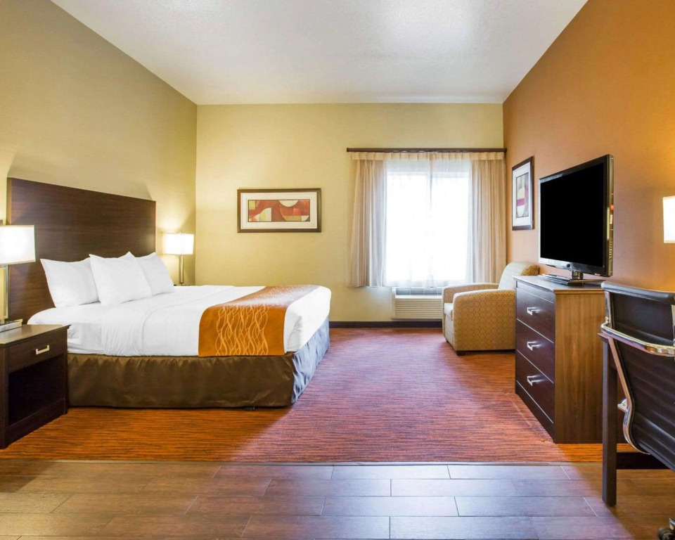 Comfort Suites Clovis - Fresno