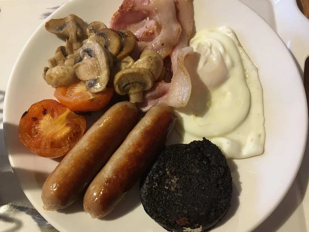 Sportsmans Lodge Bed and Breakfast