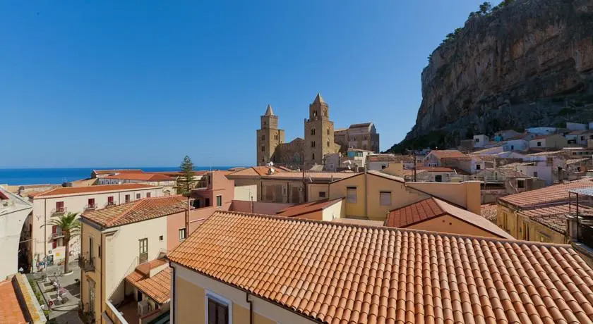 Cefalu Flats