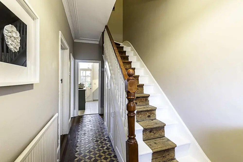 Beautiful Three Bed Abode Near Dollis Hill