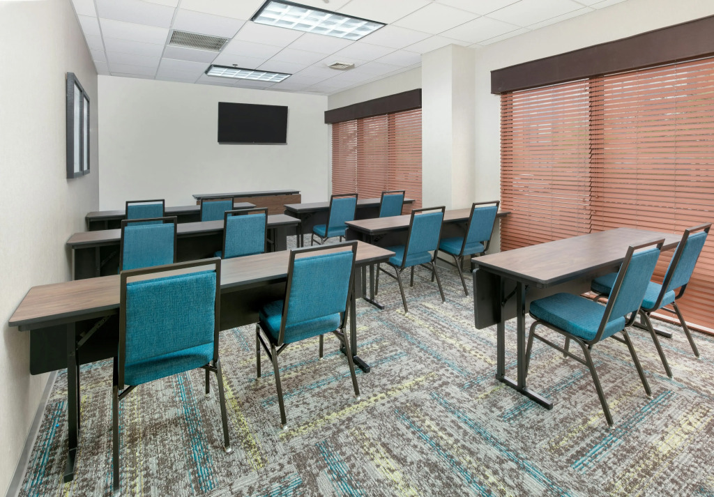 Hampton Inn & Suites Legacy Park-Frisco