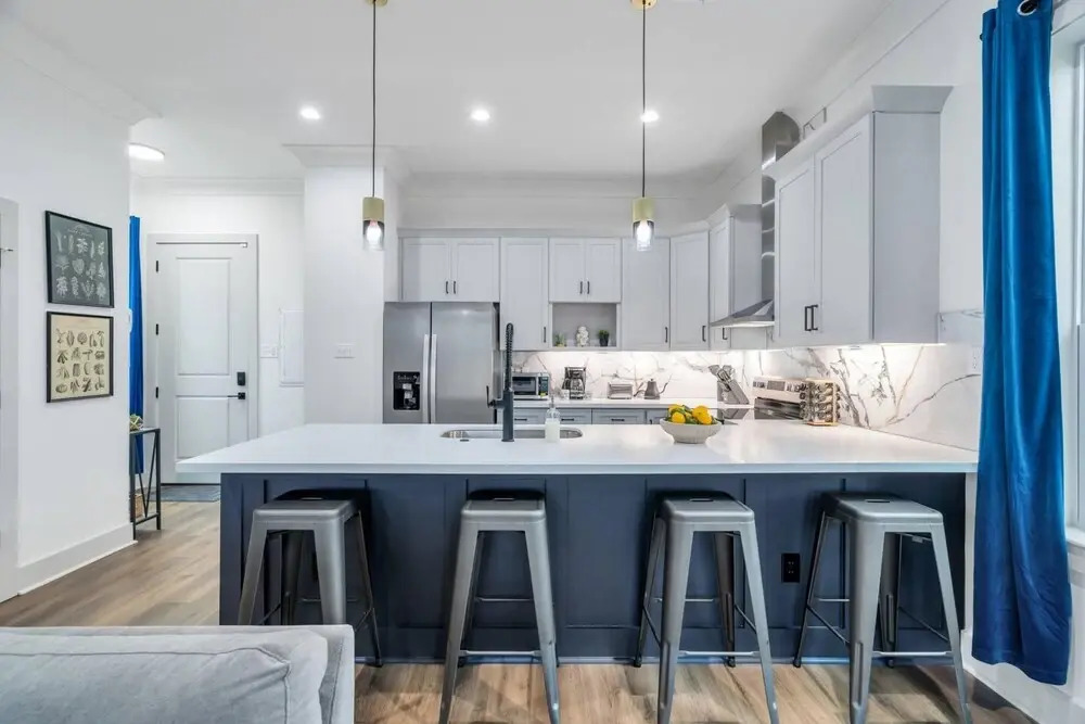 Maison Bleue Luxe Nola Living