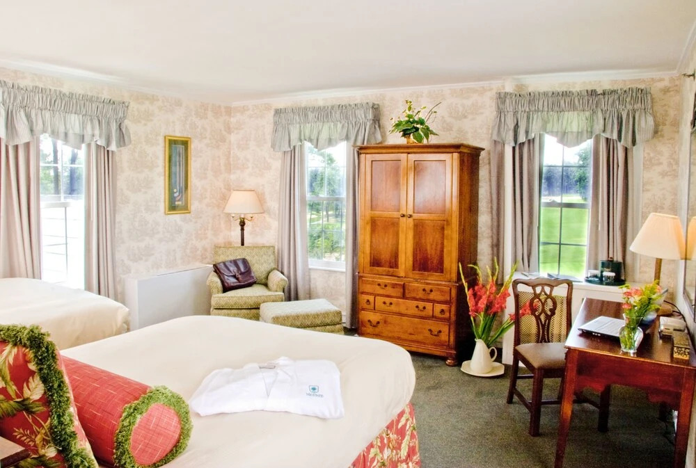 Mid Pines Inn & Golf Club