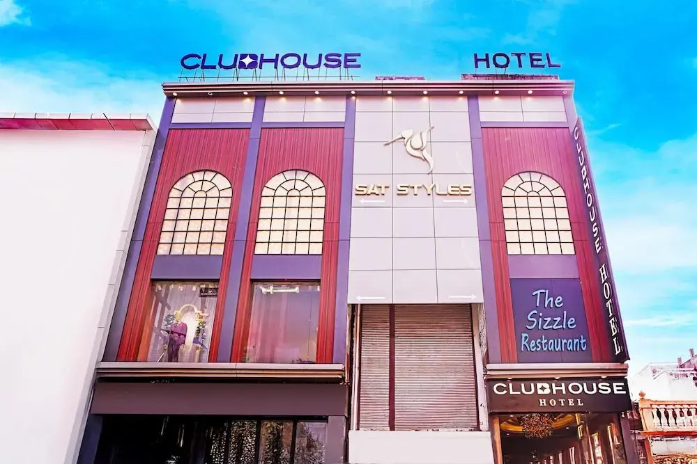 Clubhouse Hotel Ayodhya by CheckIn