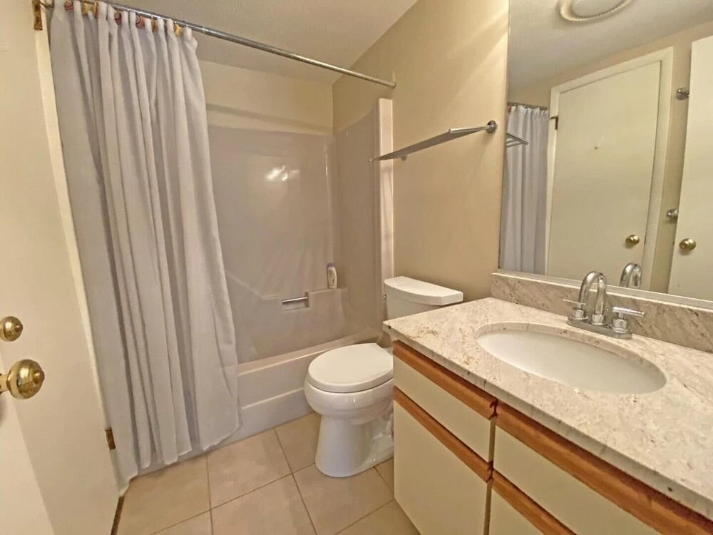 Seascape-heron Harbour 206-18 1 Bedroom Townhouse by Redawning