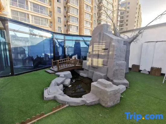 Xana Hotelle Hotel (Taiyuan Wusu Airport Fushikang South Gate)