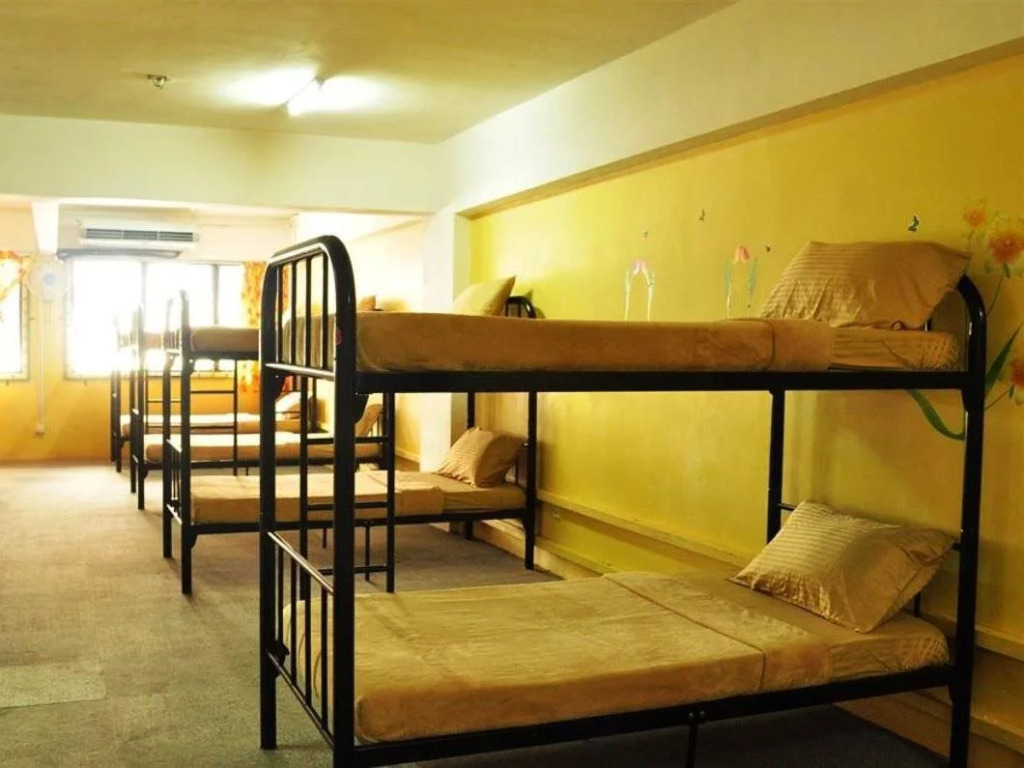 DENAI The Backpackers Residence