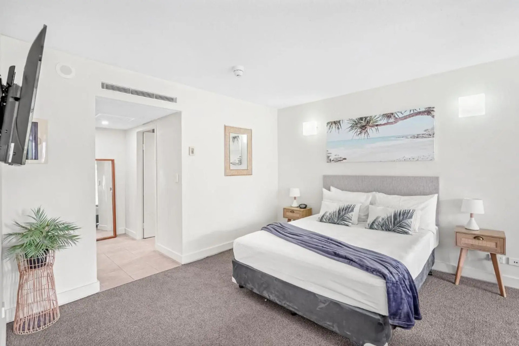 Belle Escapes- Drift Resort Beach View Suite 1304