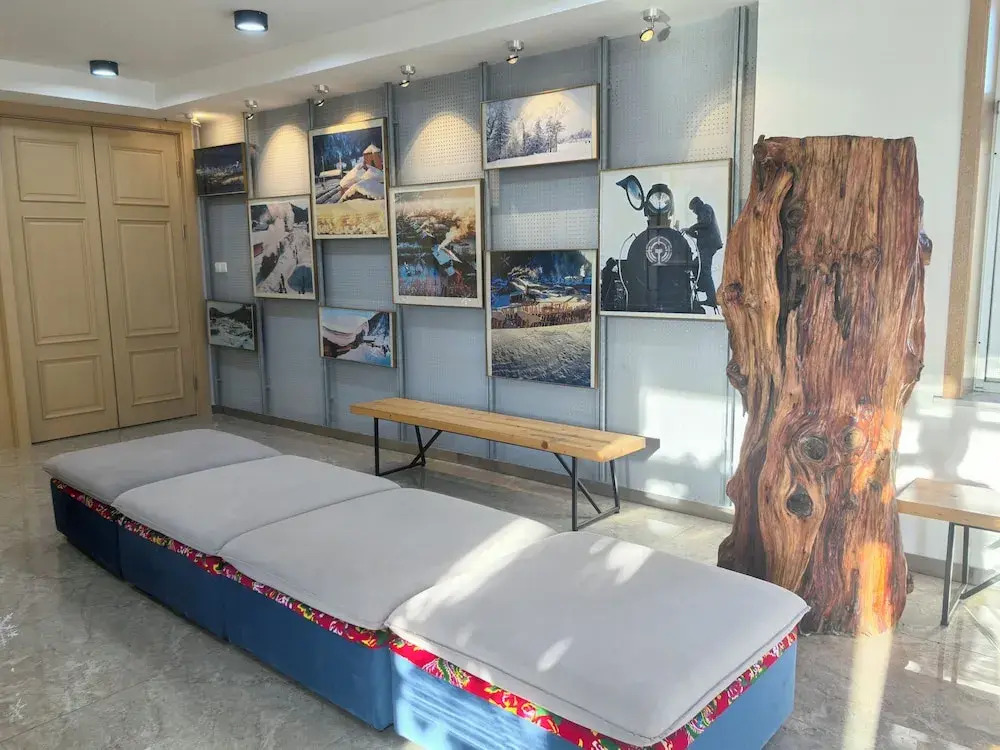 Snow Town Jingbei Hotel Erlanghe Scenic Area Branch