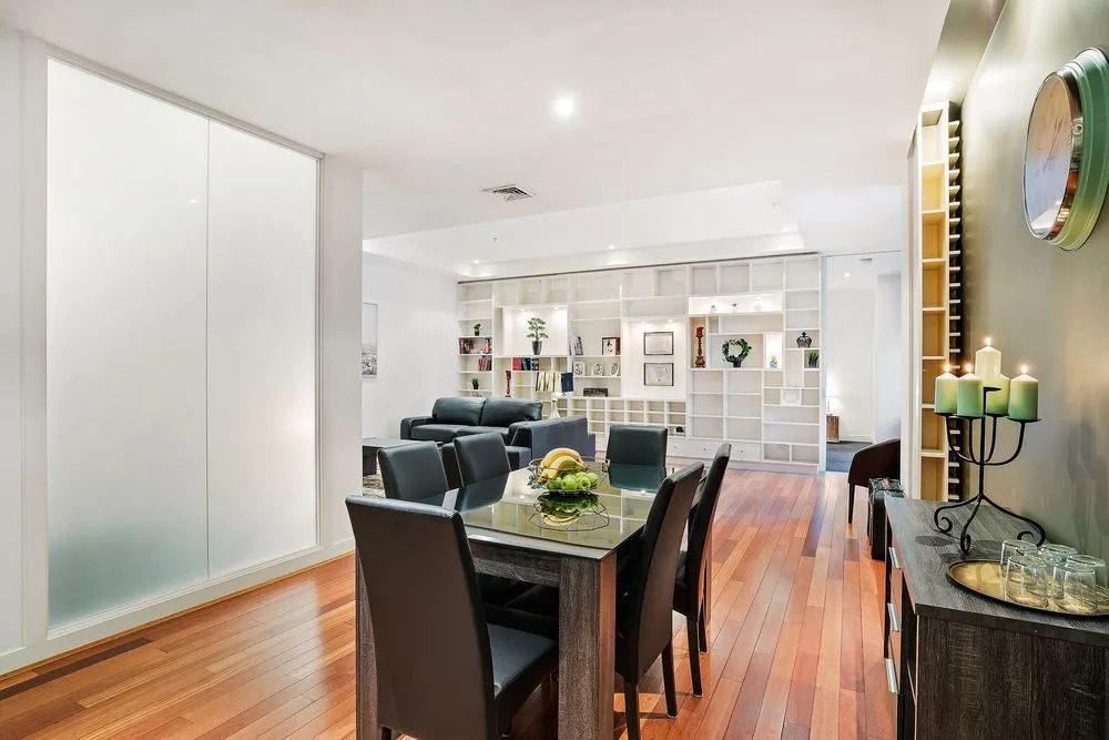 Sanctuary Apartments - Collins St CBD