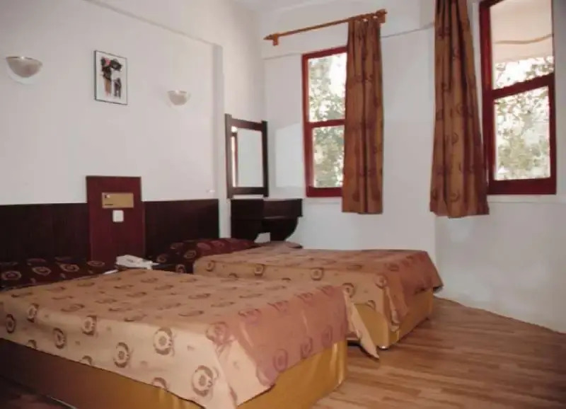 Samira Suite