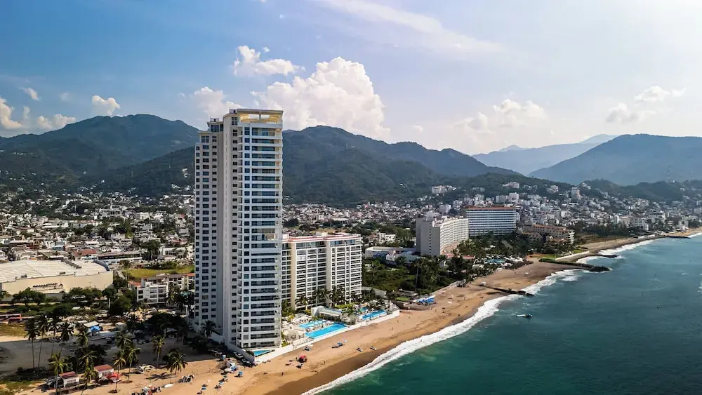 Oceanview Luxury 4BR Penthouse