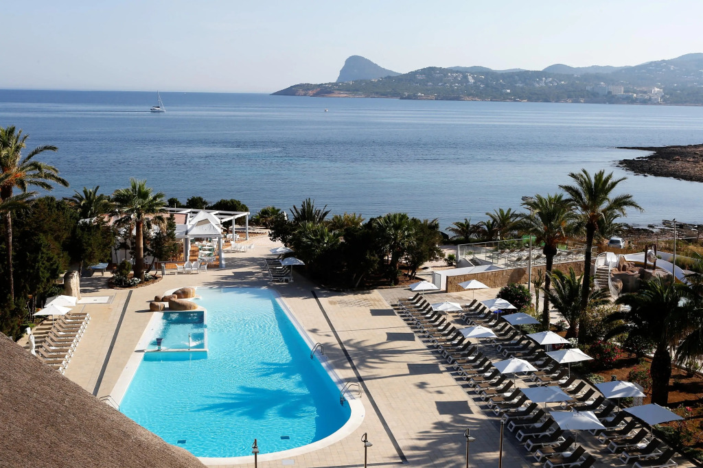 Marvell Club Hotel & Apartments