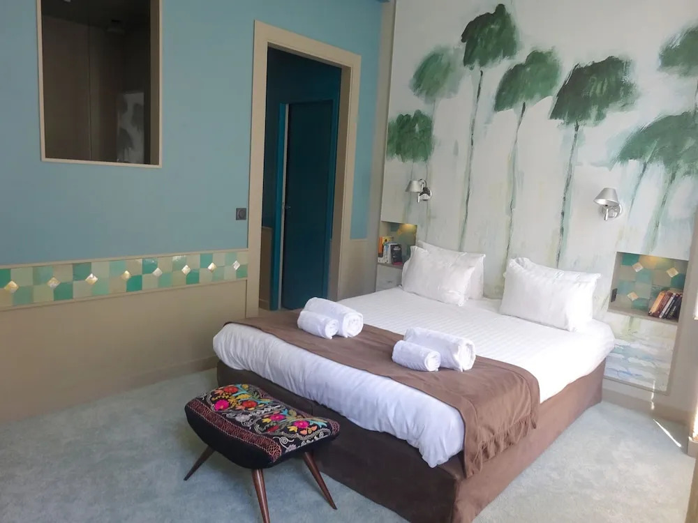 Une Chambre Chez Dupont