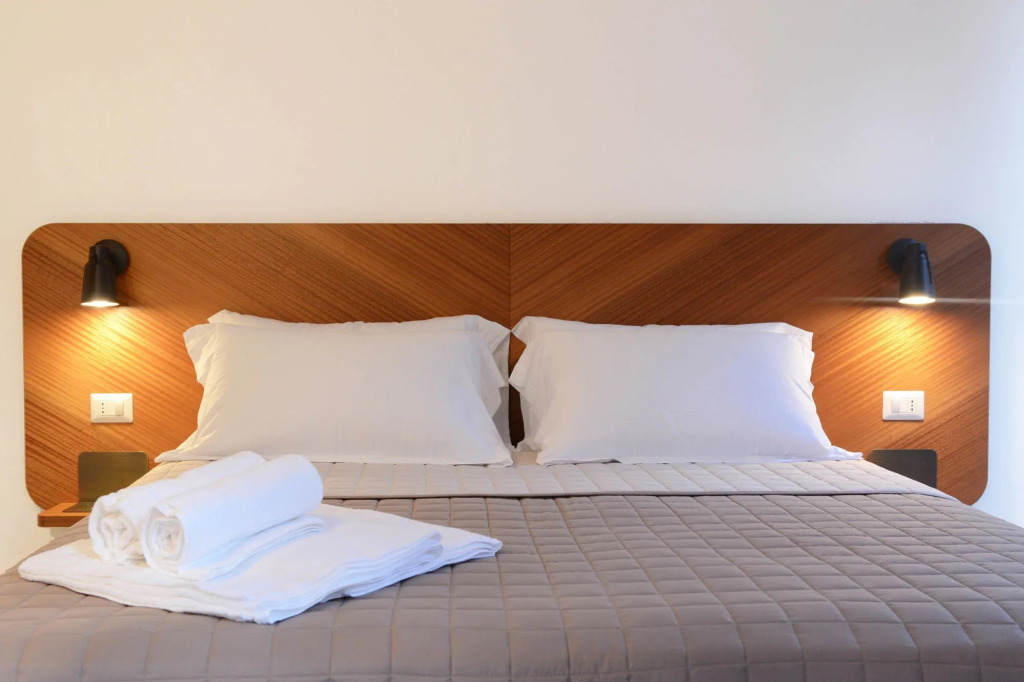 Le Stanze del Lago Suites & Pool