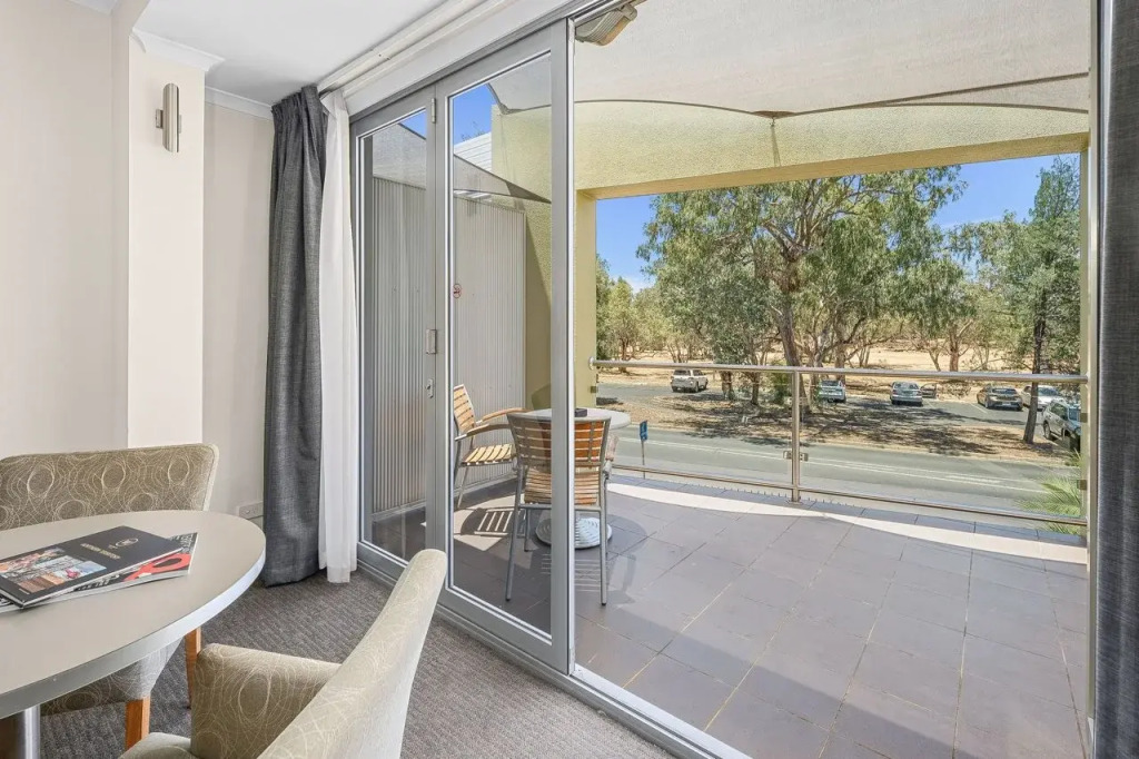 Stay at Alice Springs Hotel