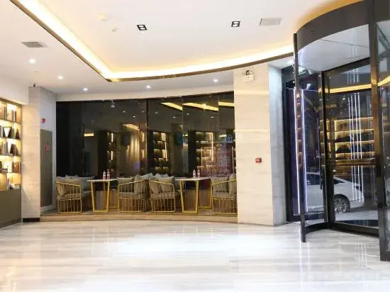 Dahuaishu Hotel (Luoyang Longmen High-speed Railway Station)