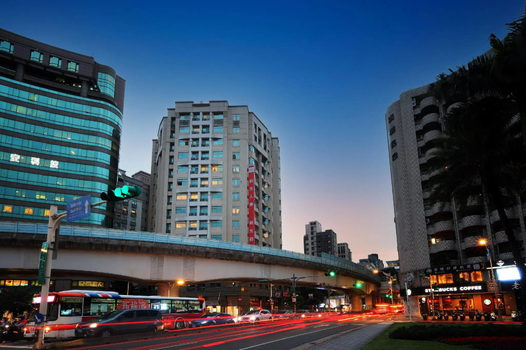 Dahu Park Hotel