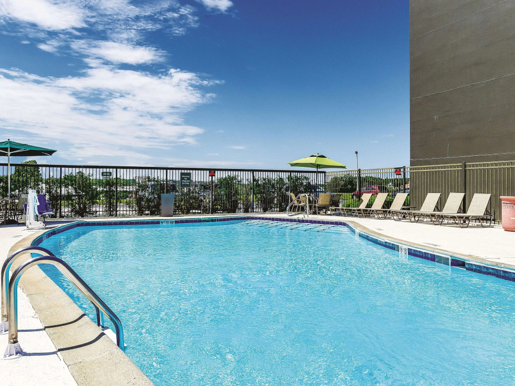La Quinta by Wyndham Warwick Providence Airport