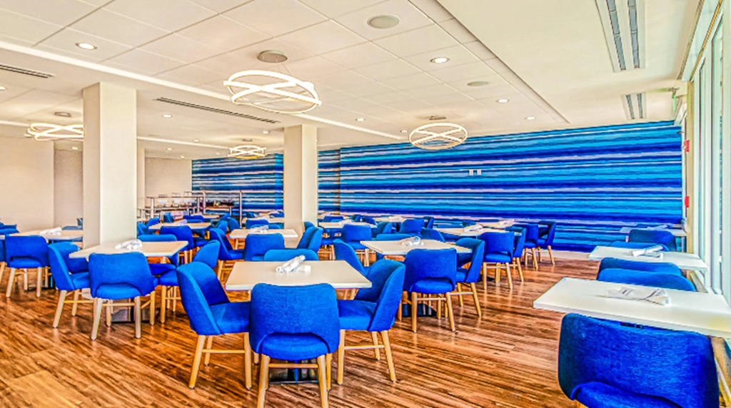 Holiday Inn Resort Oceanfront at Surfside Beach by IHG