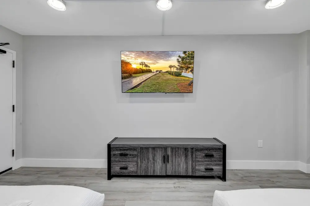 Breakers Tower 1BR Oceanfront Condo