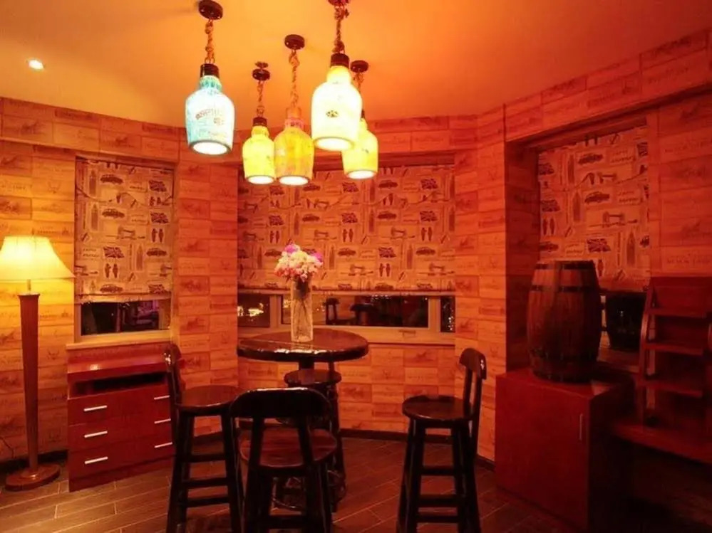 Love Theme Hotel-Shanghai Jingan Branch