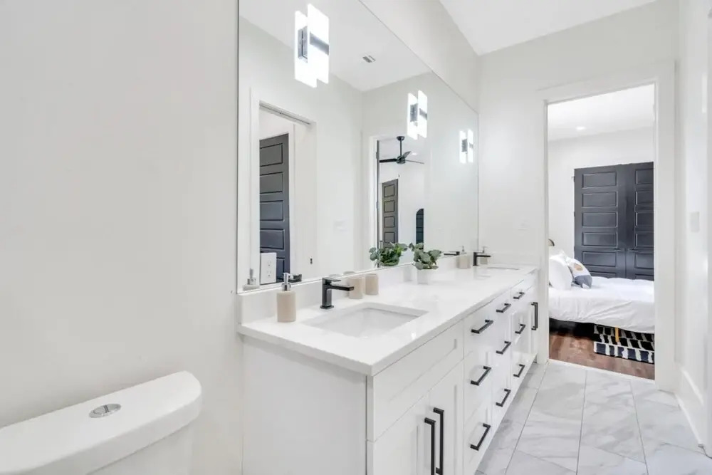 Modern Mid-city Maison