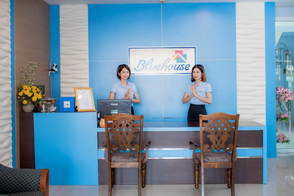 Bluehouse Boutique