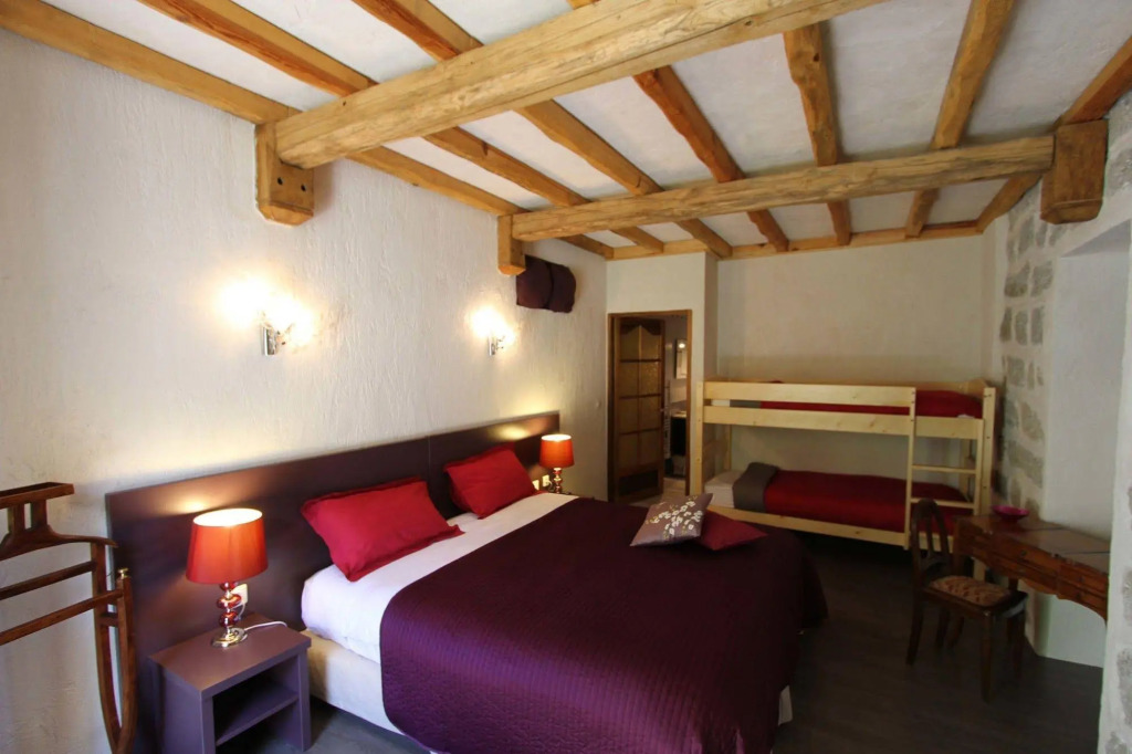 Auberge U nAntru Versu
