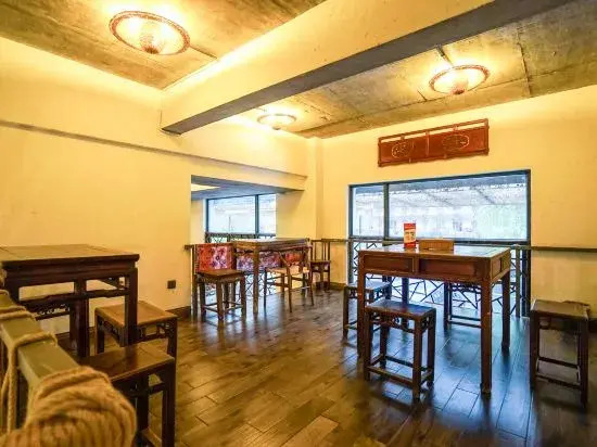 Jiangyuan Impression Guesthouse