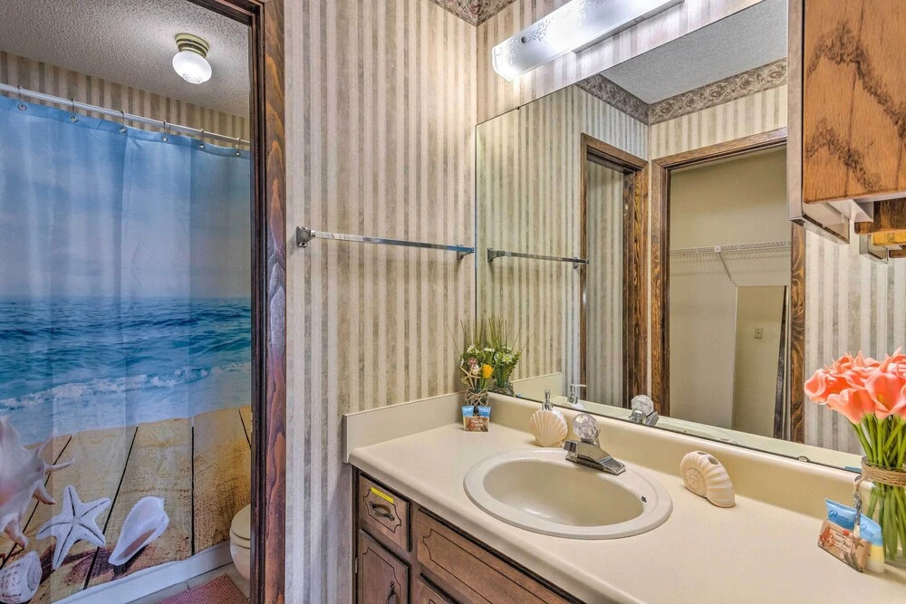 Close to Beaches - Family-friendly Home w/ Pool!