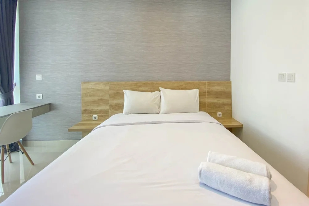 Restful And Comfortable Studio At Ciputra World 2 Apartment