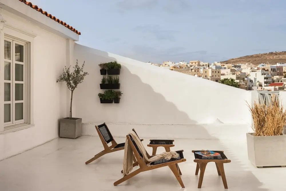 Syros Soul Luxury Suites
