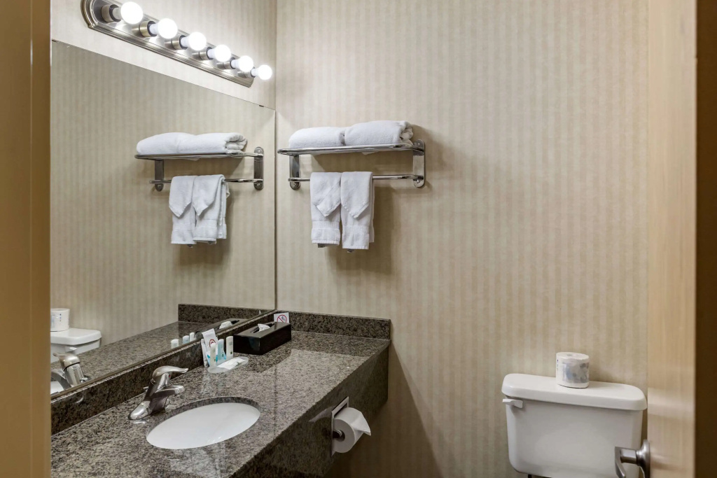 Quality Inn & Suites Edmonton International Airport