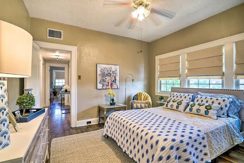 Centrally Located El Paso Abode w/ Porch!