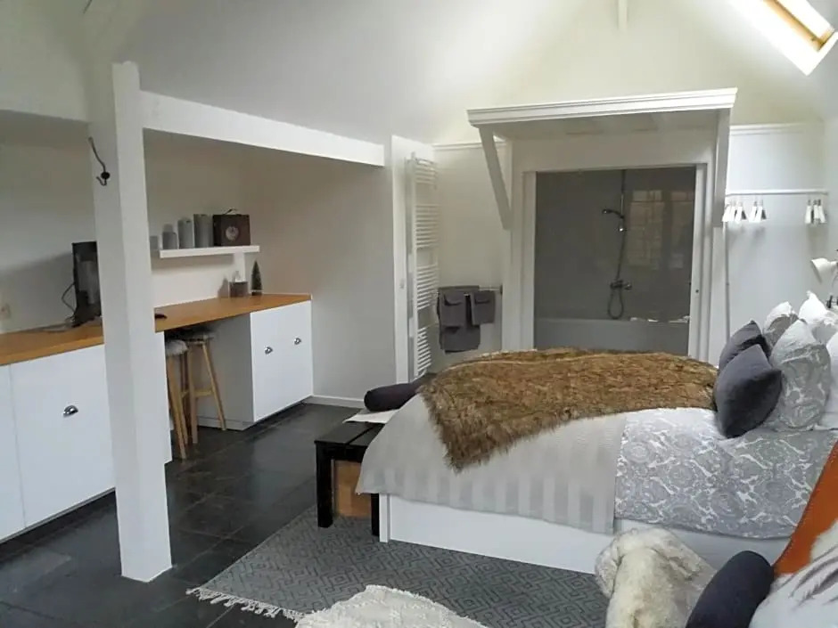 B&B LEau Claire