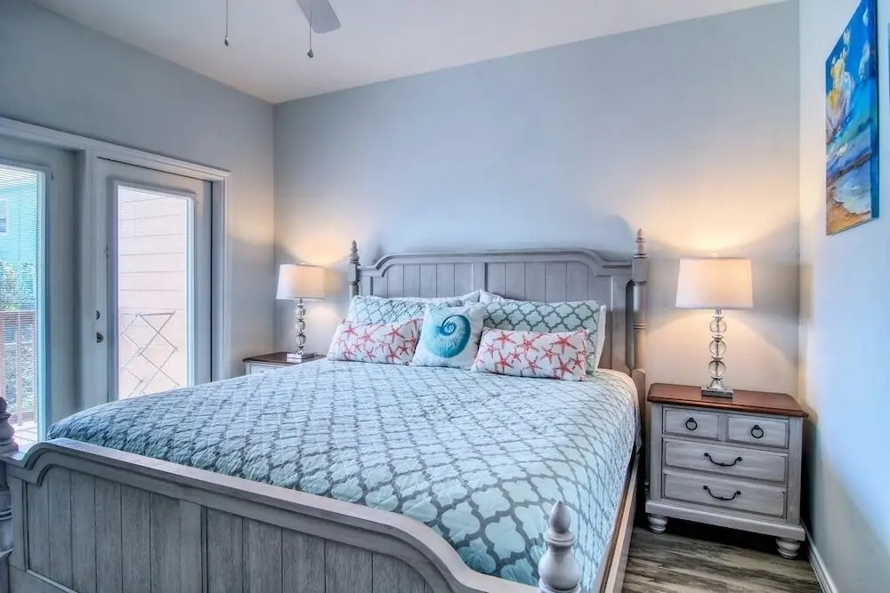 Flip Flops and Pop Tops by Silver Sands Vacation Rentals