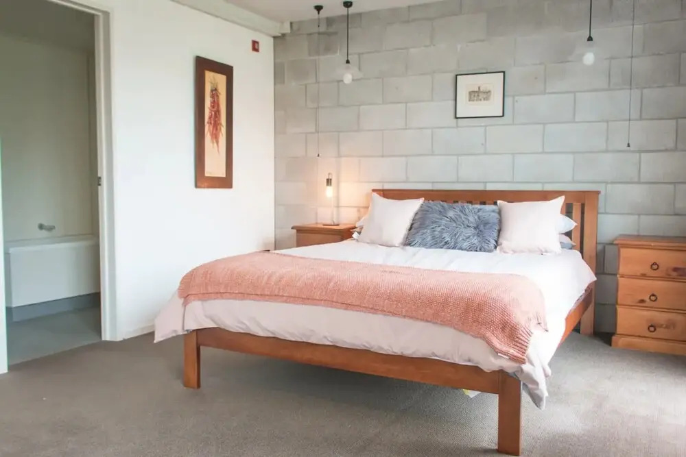 Sunny 3 Bedroom Townhouse Central With Park Views