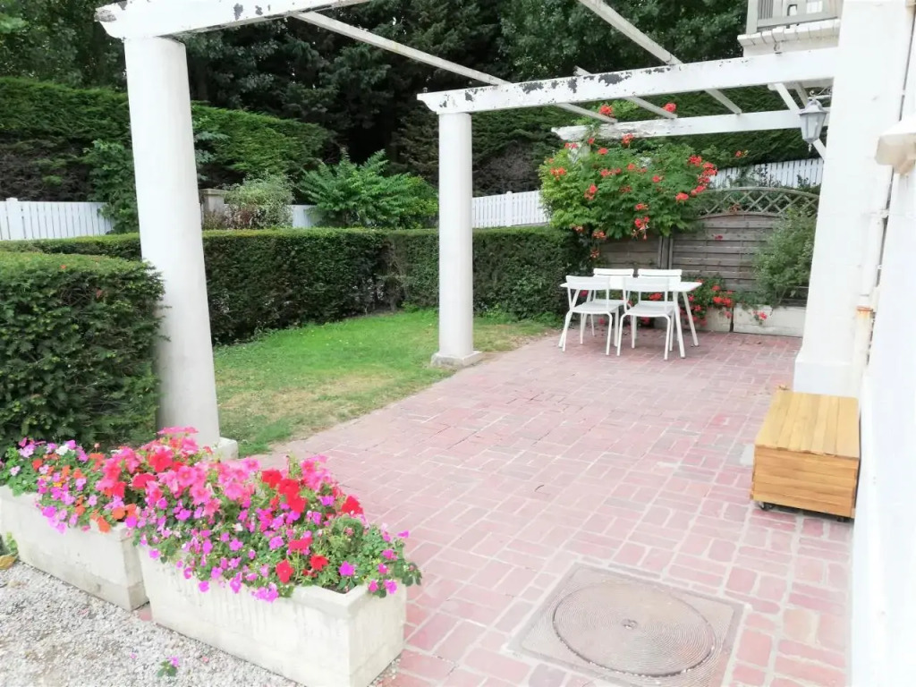 Cabourg centre, F4 avec jardin, 100m de la mer