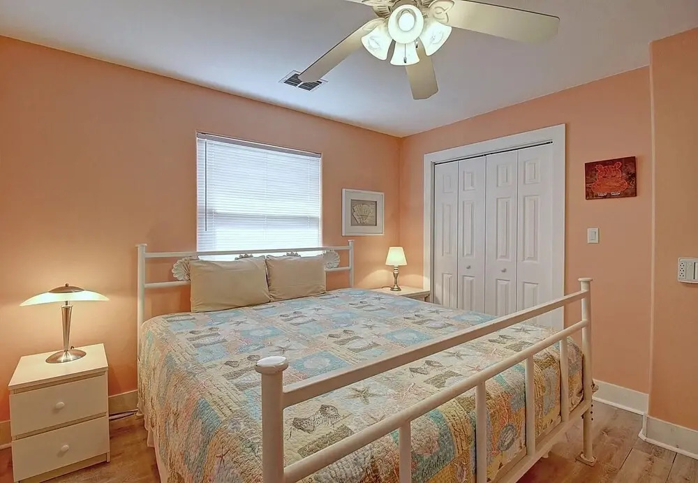 The Salty Hippo 3 Bedroom Home by Redawning
