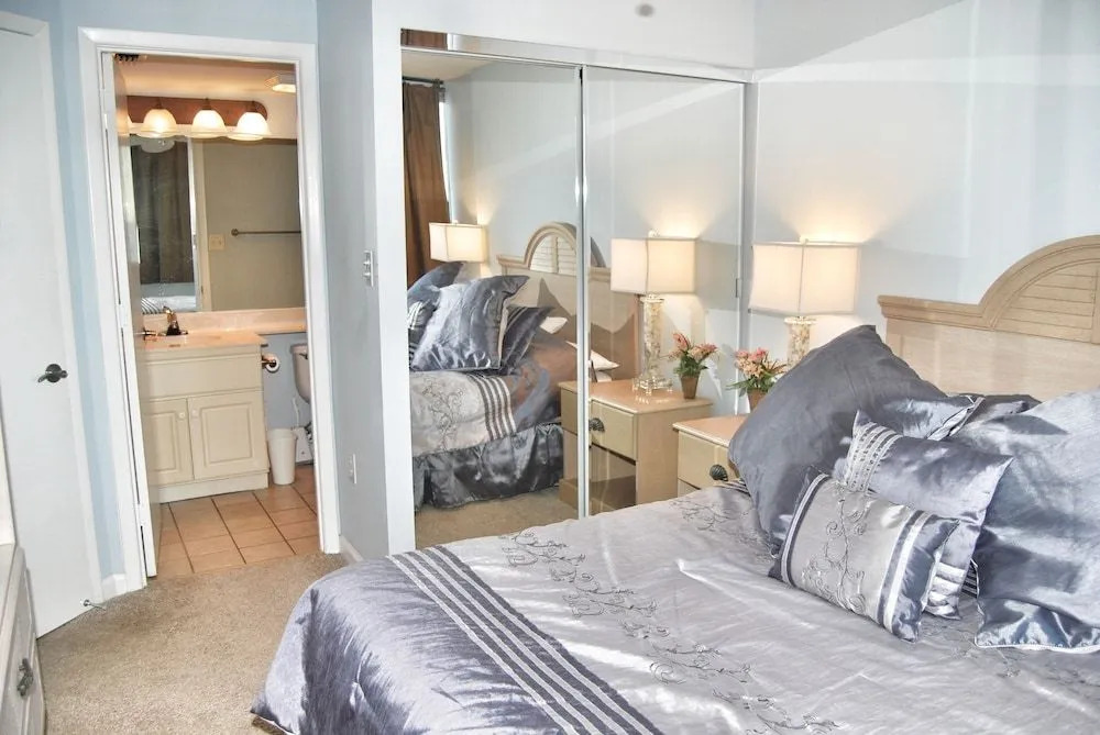 Sands Beach Club 318 - 2 Br Condo