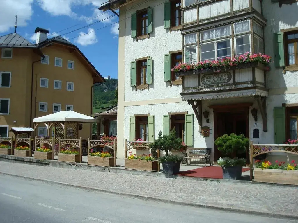 Hotel Villa Alpina ***S
