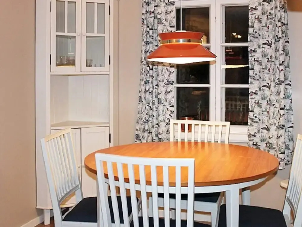 6 Person Holiday Home in Stjarnhov